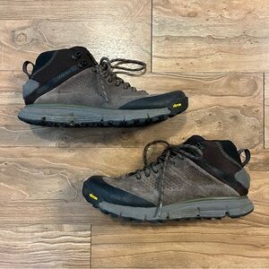 Danner Trail 2650 Gore-Tex mid hiking boots